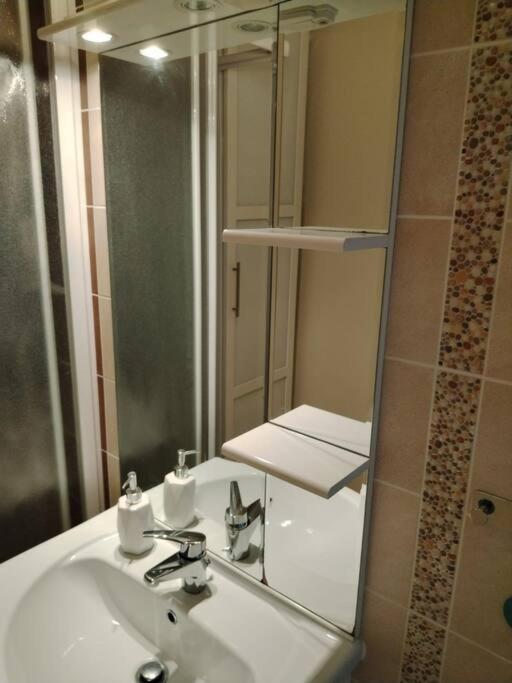 Appartement Vue Mer 4 Personnes Les Bains Экстерьер фото